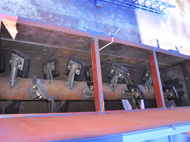 穩定(dìng)土廠拌設備部件(jiàn)